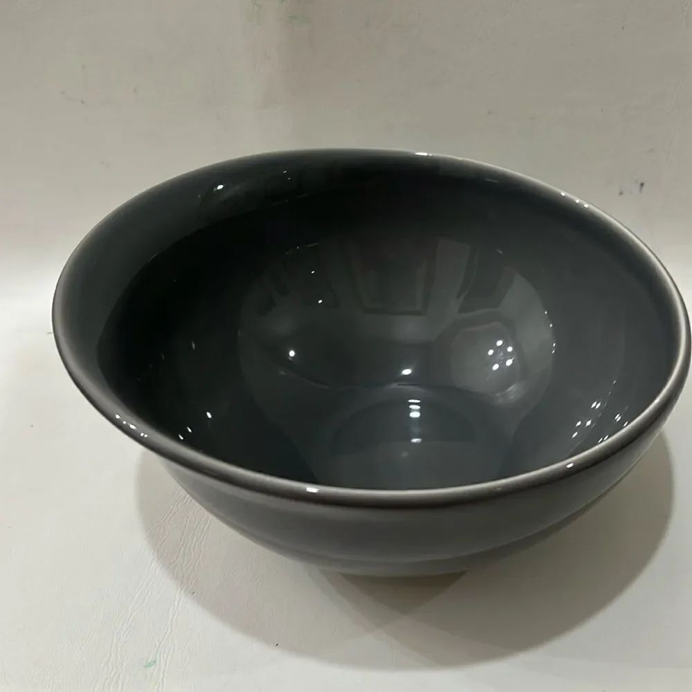 Williams Sonoma Bowl Gray Glass Portugal 3 1/2 Tall X 4 1/4 Tall 8 1/4 Round